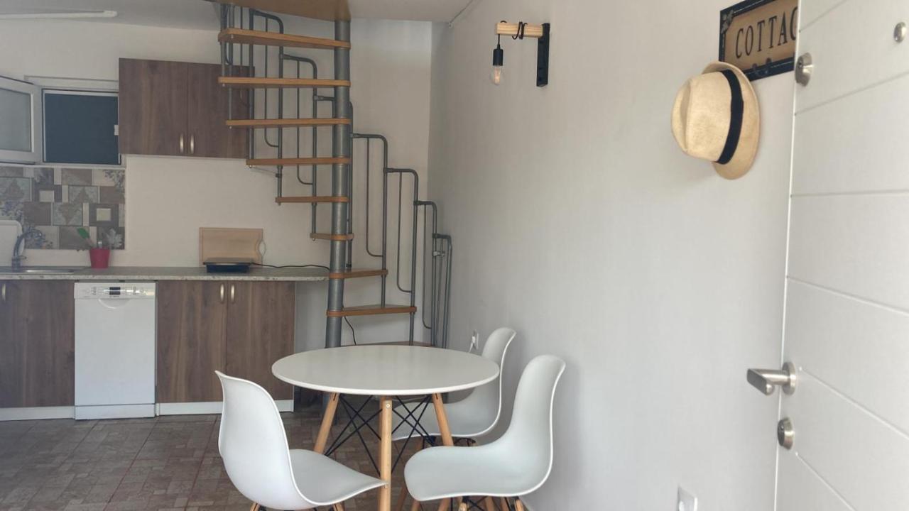Lanoi Lavoi Villa Mangalia Bagian luar foto