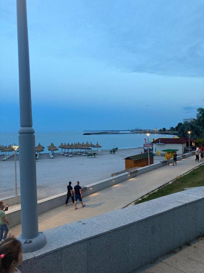 Lanoi Lavoi Villa Mangalia Bagian luar foto